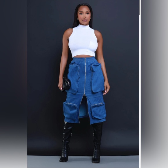 SWANK Dresses & Skirts - NWT SWANK a Posh Denim cargo pocket Midi Skirt w/ silver Zippers med $60